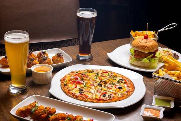 The 1st Brewhouse, The Corinthians, Pune