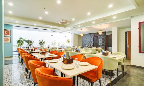Moti Mahal DLF Phase 1