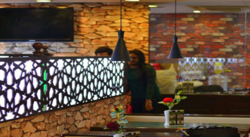 EazyDiner Banner