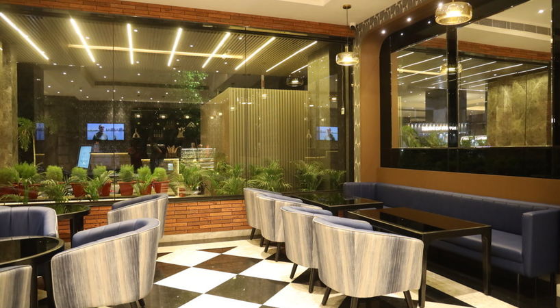 EazyDiner Banner