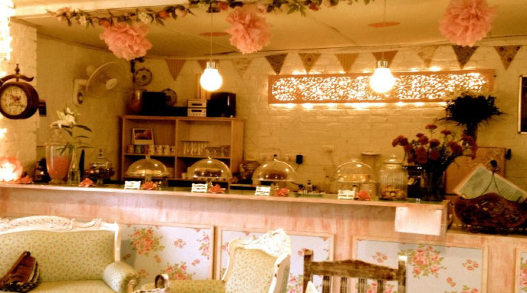 Top 4 Cafes in Delhi NCR that Serves as a Working Space Too!