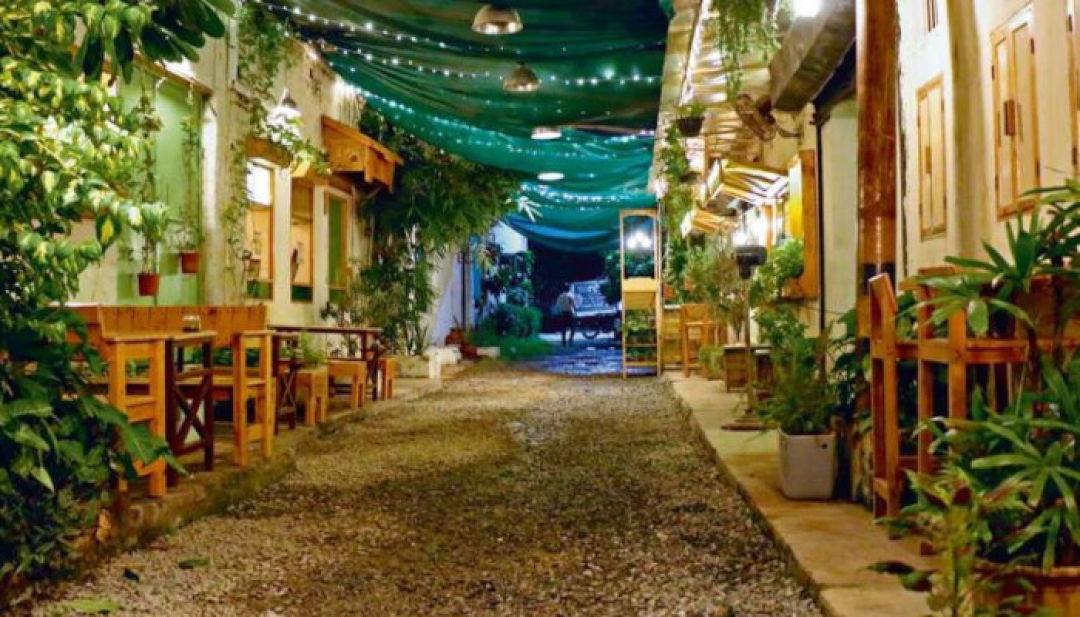 Enjoy Fairy Light Studded Evenings At These Top 6 Restaurants In Champa Gali, Delhi