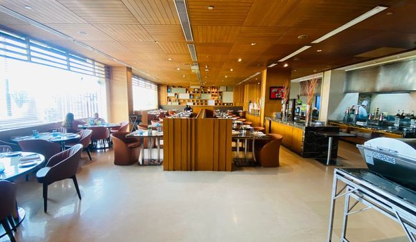 Cafe on 3 -Holiday Inn, Mayur Vihar Phase 1-restaurant/111861/restaurant120230603101018.jpeg