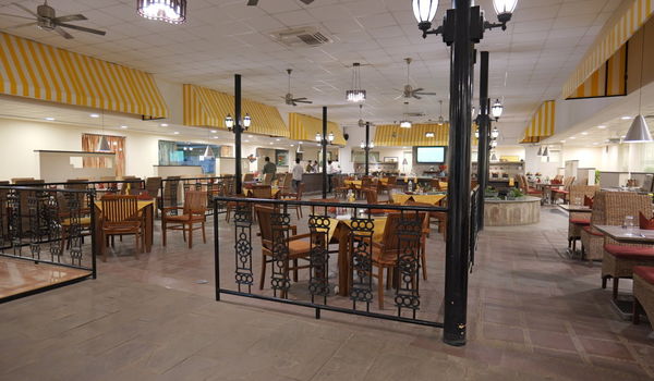 The Courtyard -Featherlite Evoma Hotel & Business Centre-restaurant/330723/restaurant520230617130605.jpg