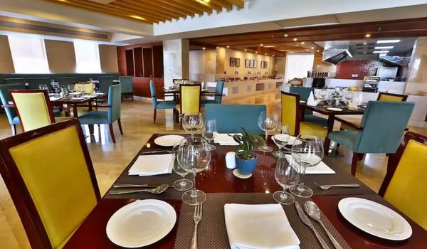 Capers-Golden Tulip Vasundhara Hotel and Suites, New Delhi-restaurant/644569/restaurant320220608040255.jpeg