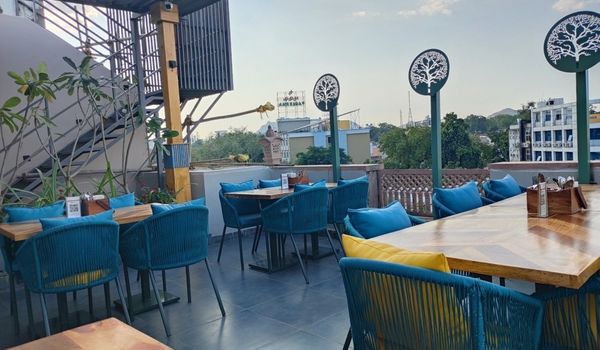 Cosmo Bar & Bistro-Hotel Castle Inn, Udaipur-restaurant/685333/restaurant220221108094459.jpg