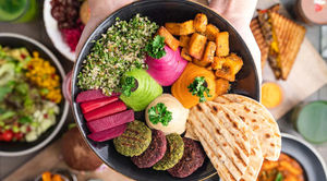 Mumbai's Top 7 Picks Of Diet-Friendly Dining  Destinations To Help You Stick To Your Stay-Fit Resolution In 2024