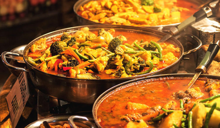 Enjoy awesome buffets in Ahmedabad!