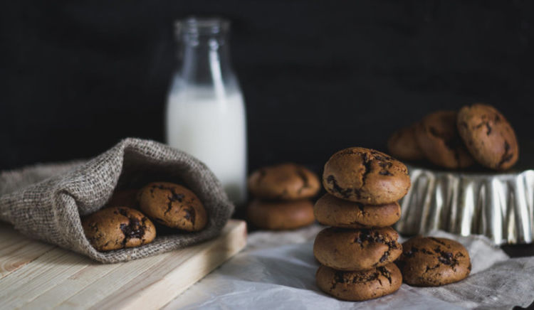 Enjoy these easy to make no fuss cookies with a warm glass of milk
